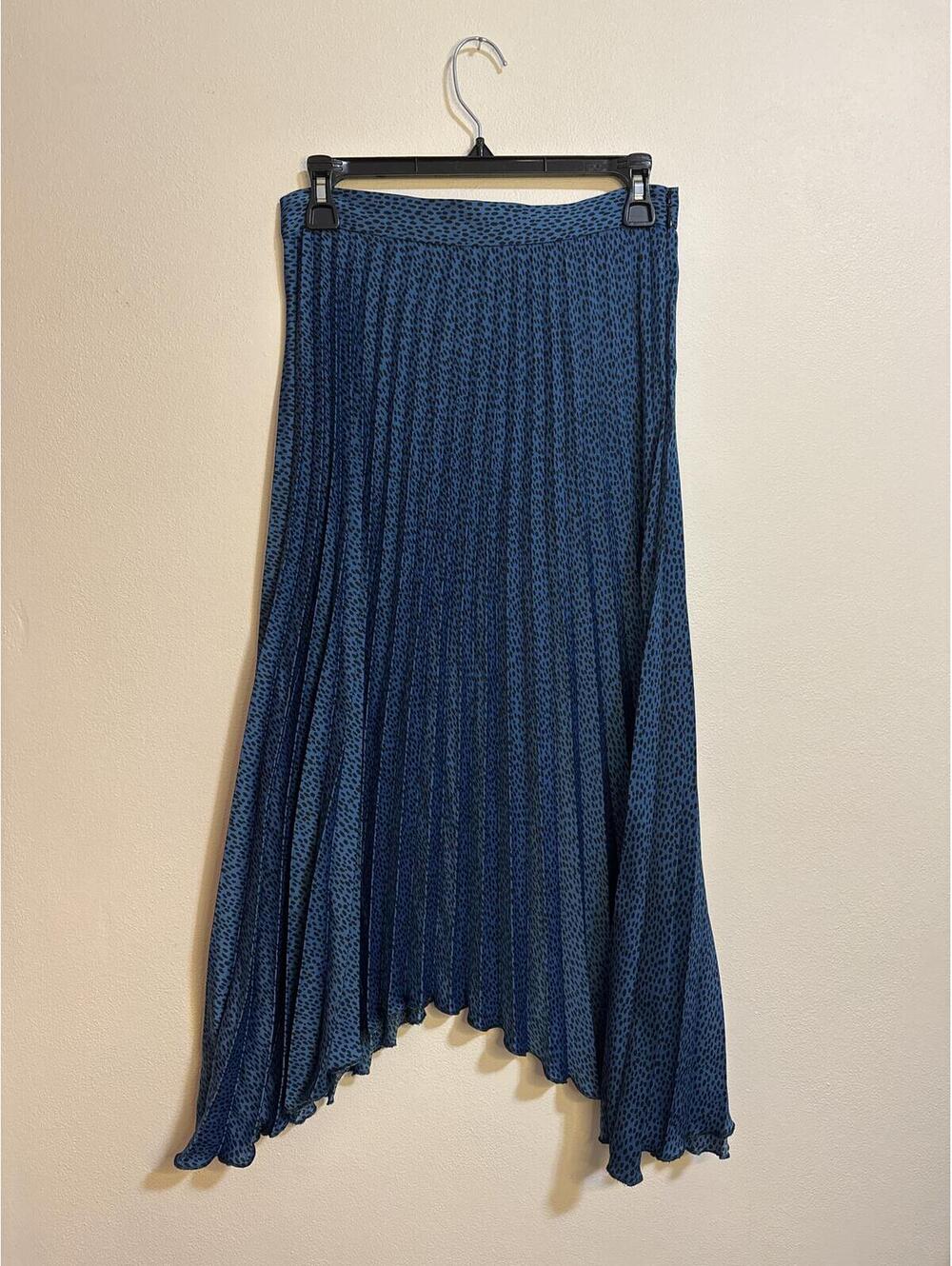 Banana Republic asymmetrical pleated skirt XS/2